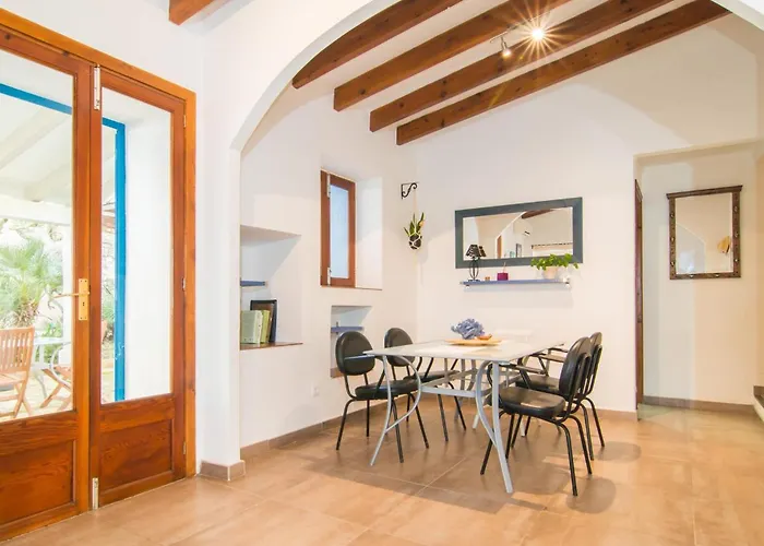 Будинок відпочинку Flaquer